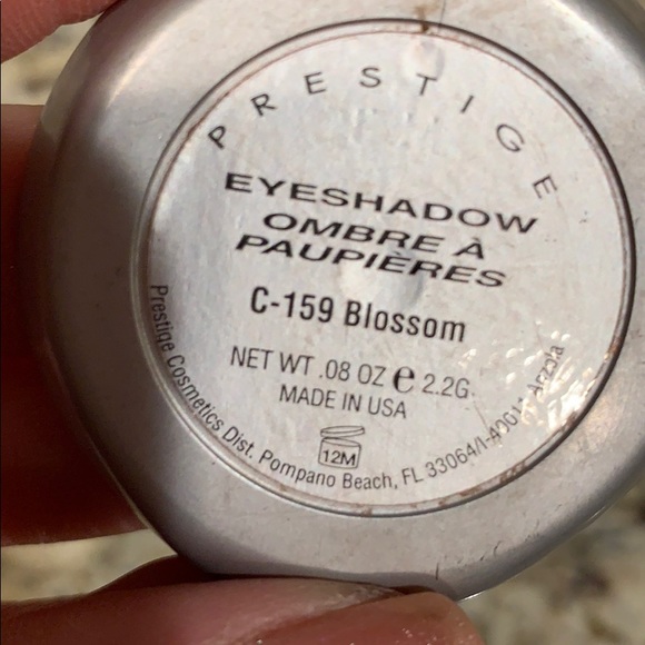 Prestige Eye Shadow “Blossom” - Picture 3 of 3
